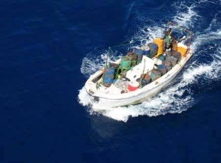 France raids pirate ship, US to boost anti-piracy fight