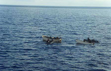 France raids pirate ship, US to boost anti-piracy fight