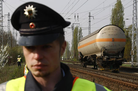 24 injured in German train crash