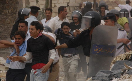 Egyptian farmers protest mandatory swine slaughter