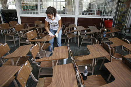 Millions return to school in Mexico