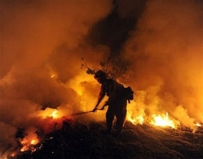 More than 30K ordered to flee Santa Barbara fire