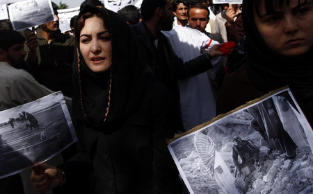 Afghan students protest over civilian deaths