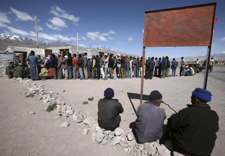 Millions vote as India ends monthlong elections