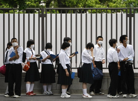 Japan reports 193 A(H1N1) flu cases
