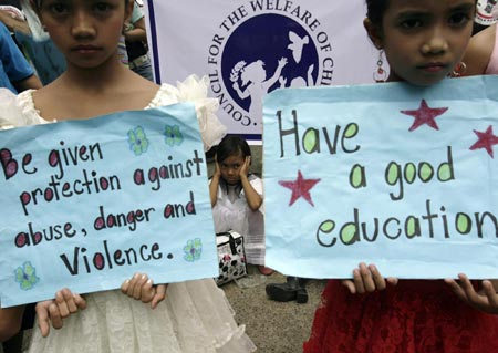 Children protest against child porn in Manila