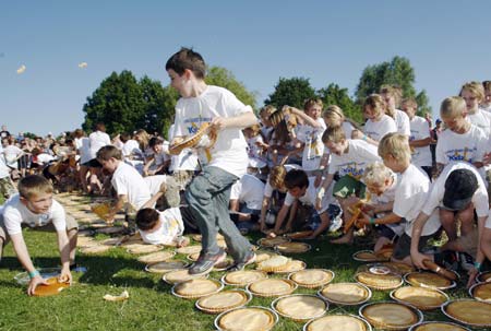 251 children take part in largest custard pie fight