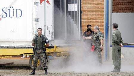 24 bodies, tail part recovered in Air France crash