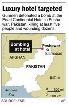 Bomb at Pakistan hotel kills at least 11