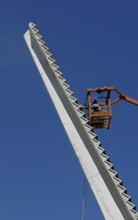 Jerusalem sculpture gets a clean-up