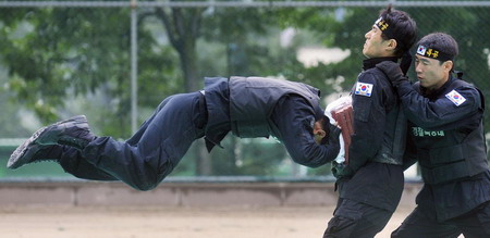 Anti-terrorist drill in Seoul