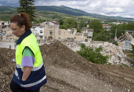 Quake shakes G8 summit venue in Italy