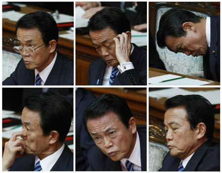 Japan's opposition approves censure motion against Aso