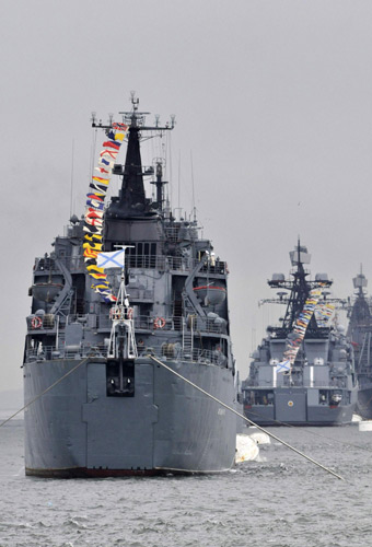 Russian seamen celebrate Navy Day