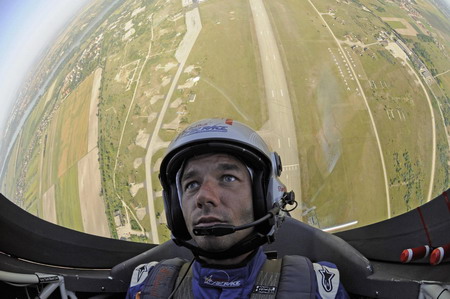 US gov't struggles to find answer to pilot fatigue