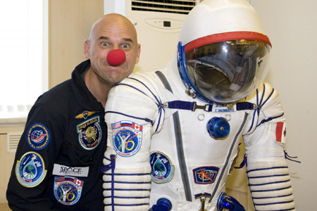 Space tourist plans to tickle his colleagues