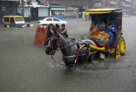 Tropical storm hits Philippines