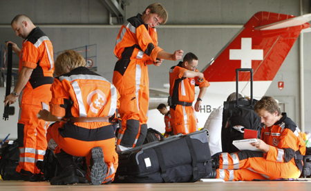 Indonesian quake toll at 1,100