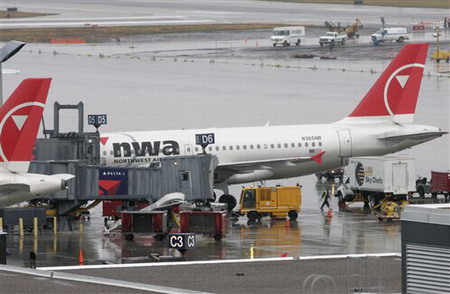 Pilot denies napping after overshooting airport