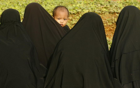 Muslims worldwide celebrate Eid al-Adha