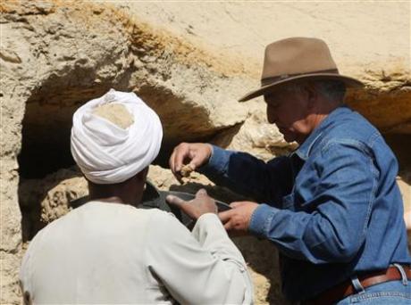 Tombs to lift lid on Egypt's ancient middle class