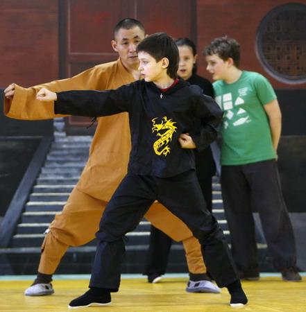Chinese Kungfu kicks Muscovites' new year into motion