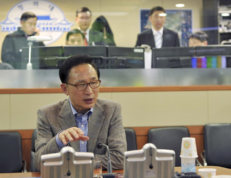 No sign of DPRK military near ship