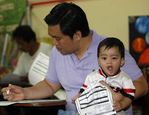 Voting for Philippine general election begins