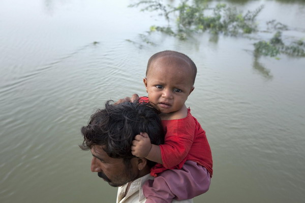 3.5M children in Pakistan at risk of disease, UN warns