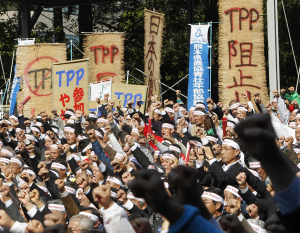 Japan farmers protest free trade as APEC meets