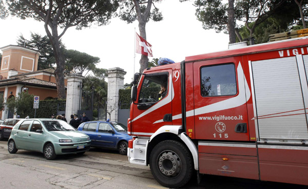 Blasts at Swiss, Chile embassy in Rome