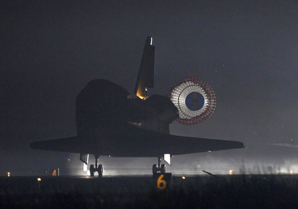 Space shuttle Endeavour ends 19-year flying career