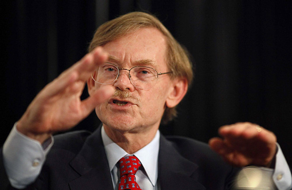 World Bank Chief Robert Zoellick gestures while speaking at the Asia Society's annual dinner in Sydney August 14, 2011. Poor confidence leads to danger zone: WB Chief