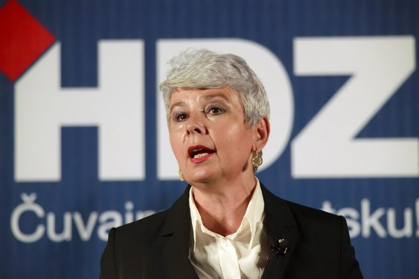 Croatia's Prime Minister Jadranka Kosor kicks off the ruling centre-right HDZ party's campaign for the upcoming December parliamentary elections in Zagreb Sept 27, 2011. Croatia ruling party vows investment, no new taxes