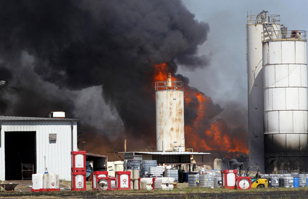 Hundreds evacuated after Texas chemical plant fire Hundreds evacuated after Texas chemical plant fire