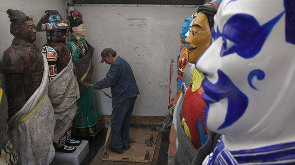 Replicas of Terracotta Warriors in Canada