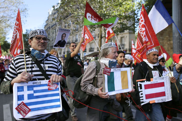 Thousands in Paris denounce EU austerity