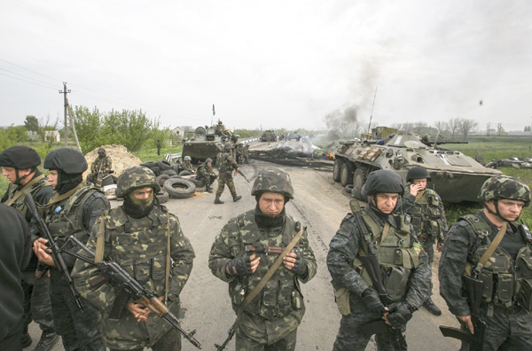 Fighting intensifies in eastern Ukraine