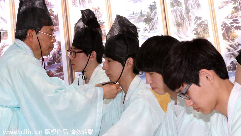S Korea celebrates coming-of-age ceremony