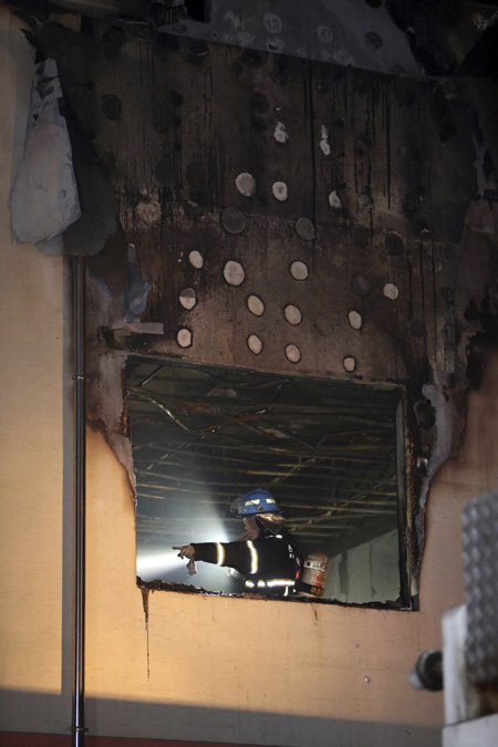 Fire kills 21 in South Korean hospital