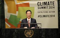 Chinese vice premier discusses climate change, bilateral ties with French president