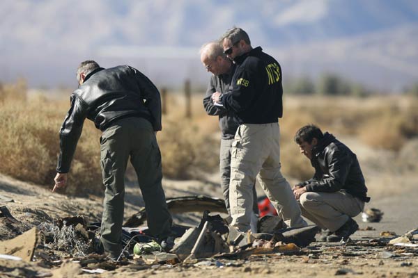 Pilot actions examined in US crash of Virgin Galactic space