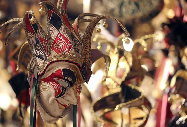 Venice welcomes carnival season