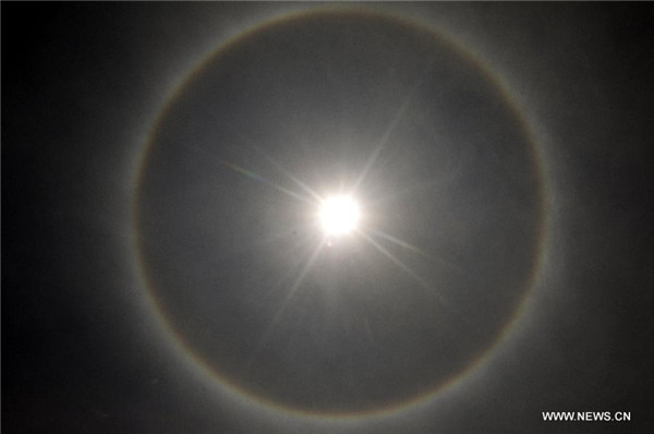 Solar halo in Mexico City