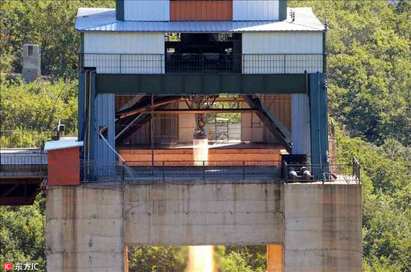 DPRK conducts test of 'new type high-power engine of carrier rocket'