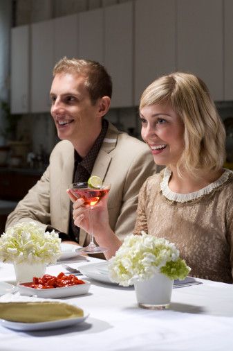 從飯局和喝酒細節行為看個性