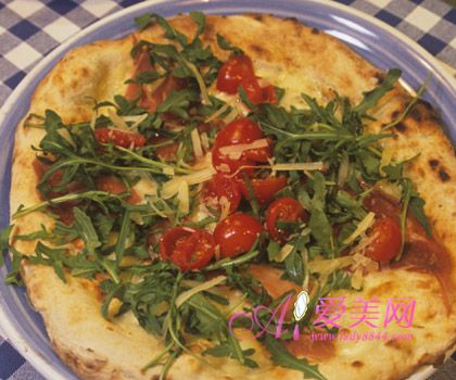 美味氧氣減肥食譜：番茄菠菜披薩