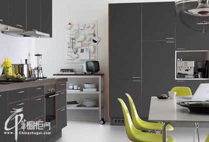 4款簡(jiǎn)約黑白色廚房演繹經(jīng)典