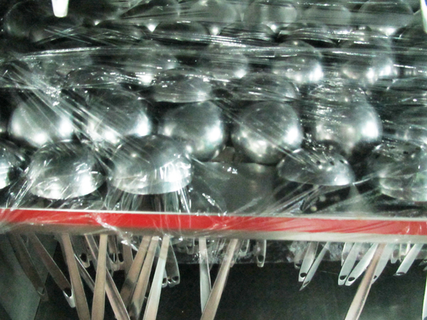 揭秘海底撈后廚