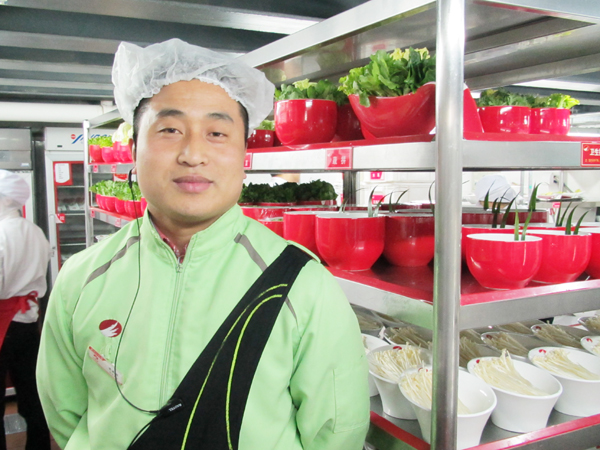 揭秘海底撈后廚